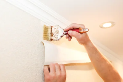 Pose de papier peint à Saint-Martin-Château — revêtements muraux et toiles de verre